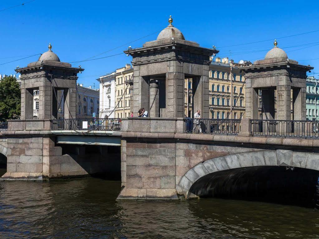 Friends By Gostiny Dvor Hotel Saint Petersburg Exterior photo